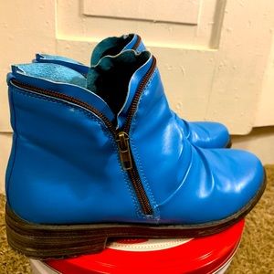 Women’s Booties Size 9